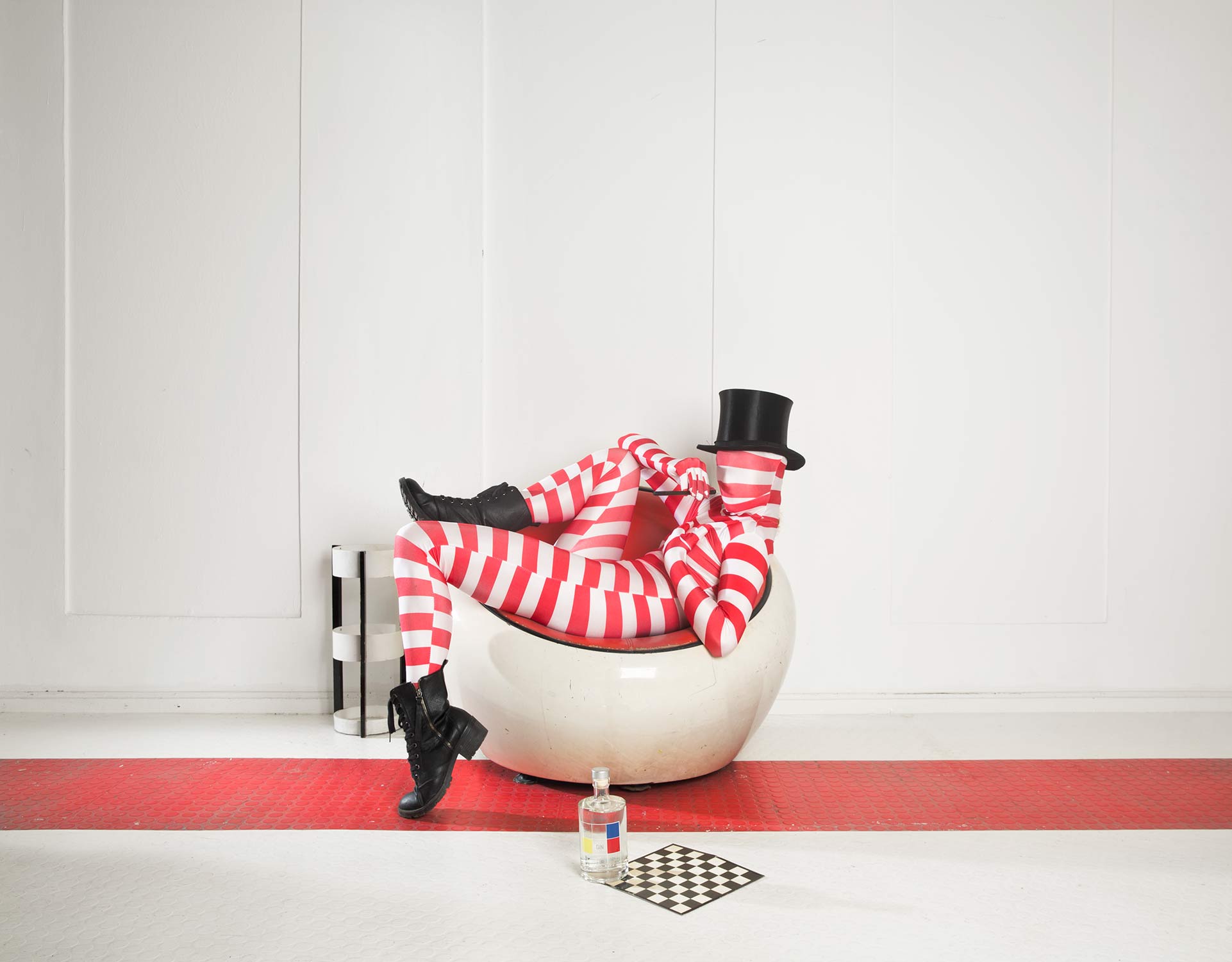 Stripe fashion, Streifen, red white, blue white, black and white